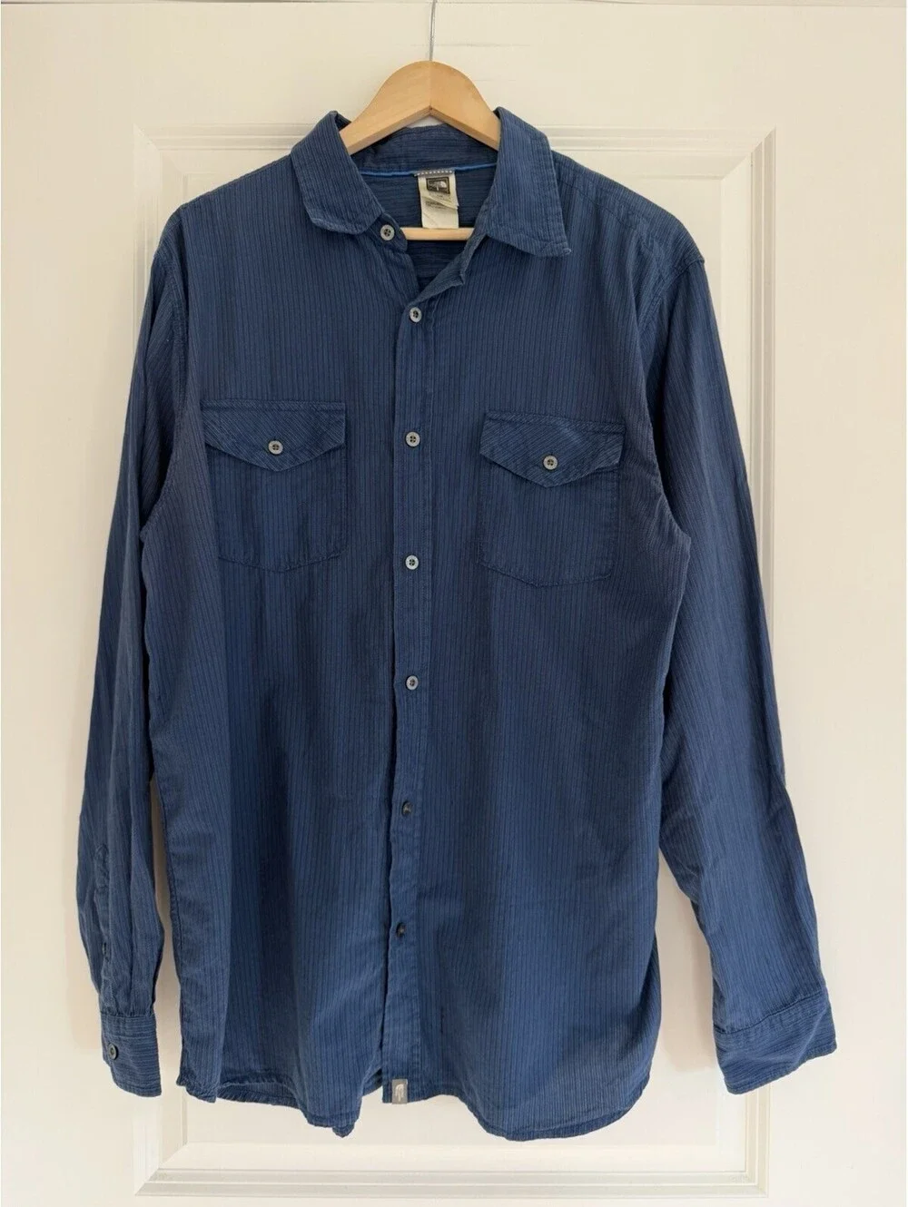 The North Face Men’s Navy Pinstripe Button-Up Shirt Size L Outdoorsy Utility